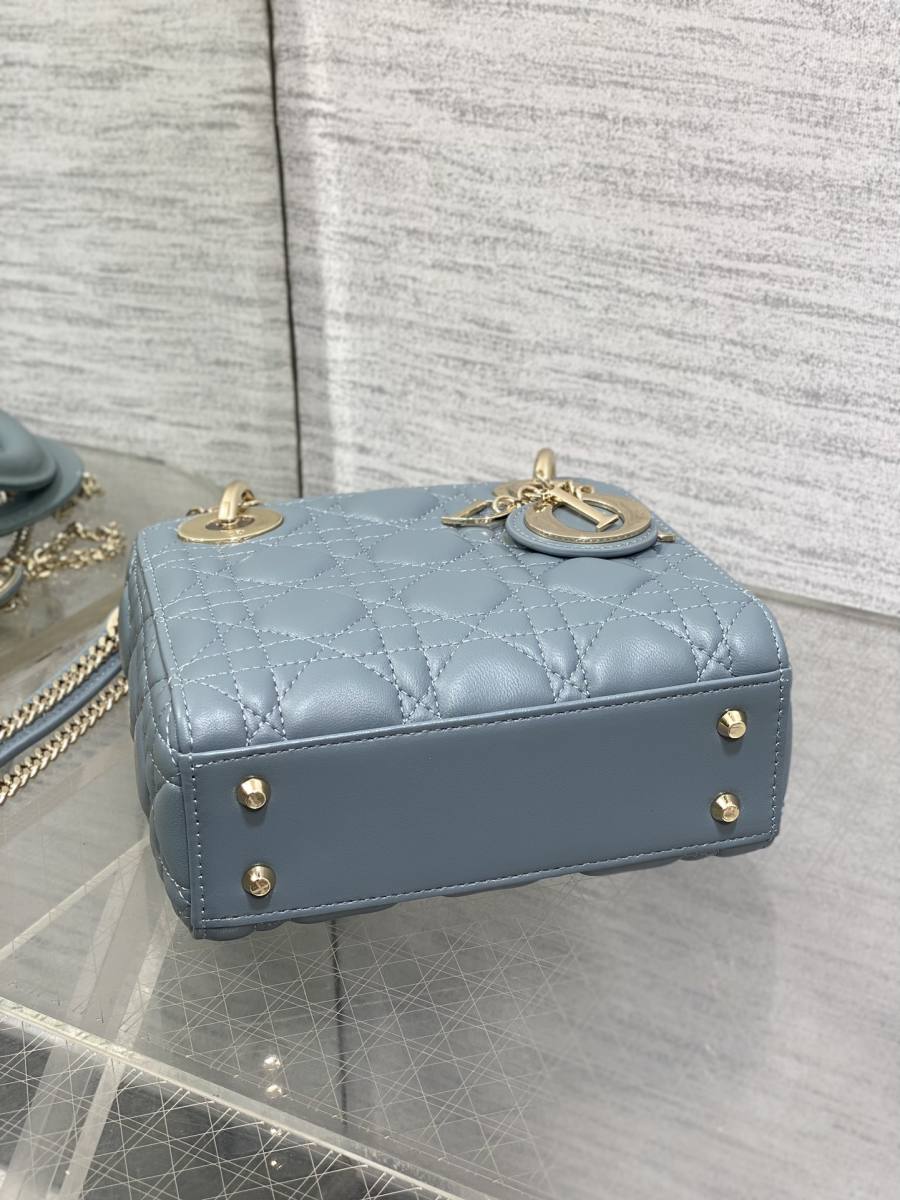 RP 2971000 Dior Lady Dior Small 3-Grid FD58 Small 3-Grid 20x17x8