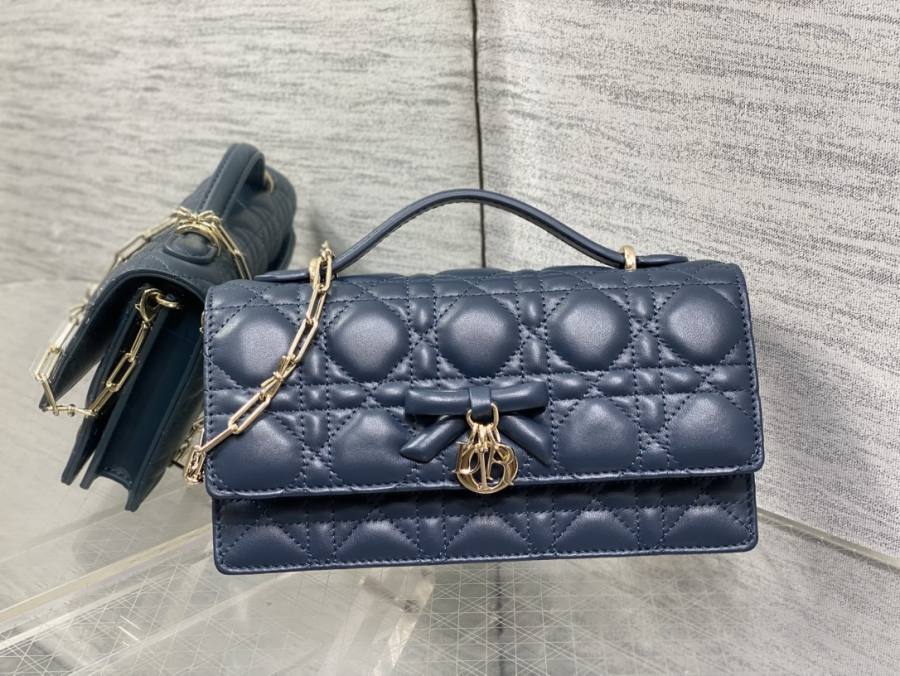 RP 3052000 Dior Cannage Bow WOC Lambskin 1145 WOC 19x12x4