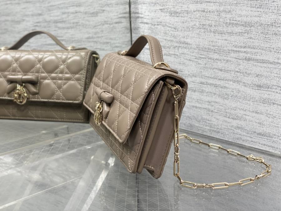 RP 3052000 Dior Cannage Bow WOC Lambskin 123E WOC 19x12x4