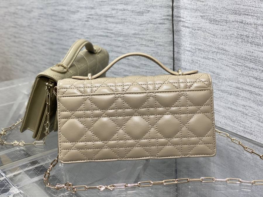RP 3052000 Dior Cannage Bow WOC Lambskin 9772 WOC 19x12x4