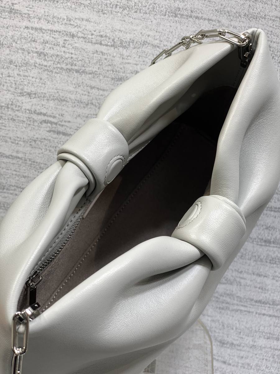 RP 3160000 Dior 2026 Lambskin Bag Lambskin B79E See photo