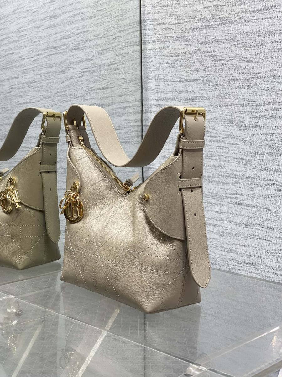 RP 3592000 Dior Voyage Oiled Calfskin Small B2FF Small 25x20x12