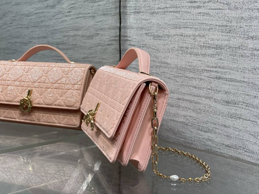 RP 4807000 Miss Dior Micro Beaded 71FA Micro 12x10x5
