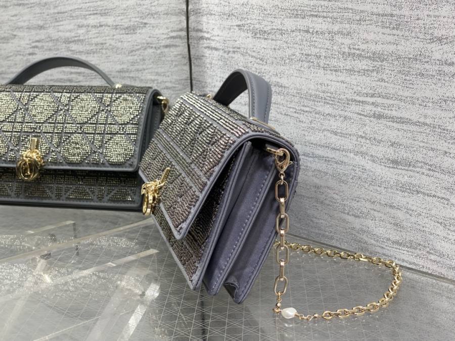 RP 4807000 Miss Dior Micro Beaded 890E Micro 12x10x5