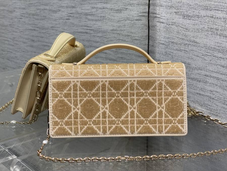 RP 4807000 Miss Dior Micro Beaded D3B5 Micro 12x10x5
