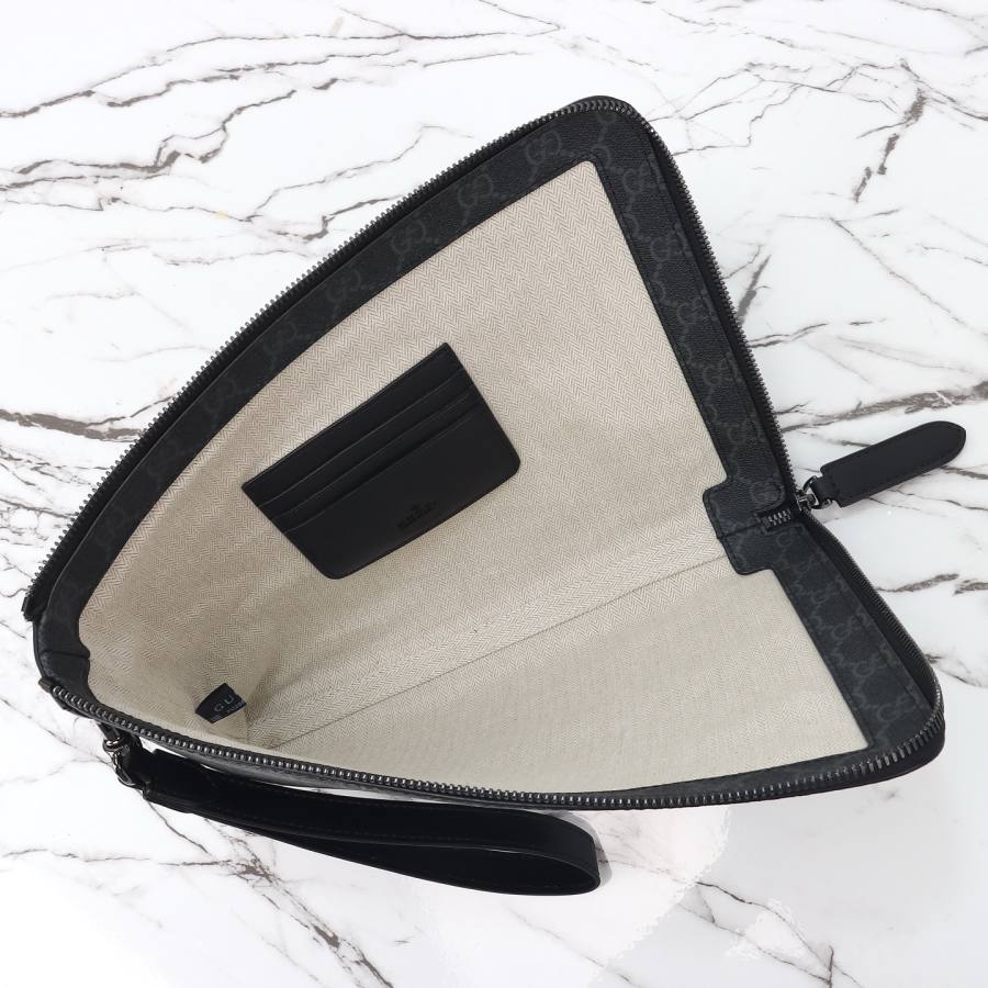 RP 2458000 Gucci 821156 GG Coated Canvas 30x21x3 821156 81F5