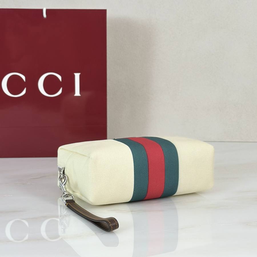 RP 2458000 Gucci 875826 White Canvas 23x14x7 875826 84BC