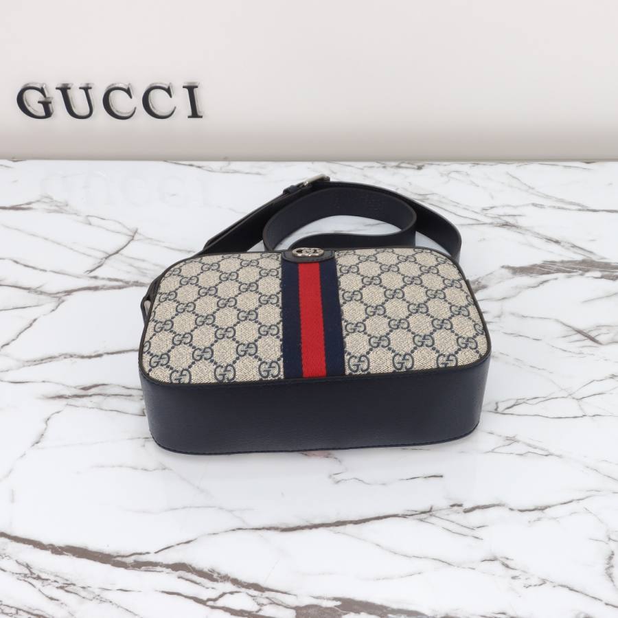 RP 2485000 Gucci 681064 Blue Leather 21x14x7 681064 D451