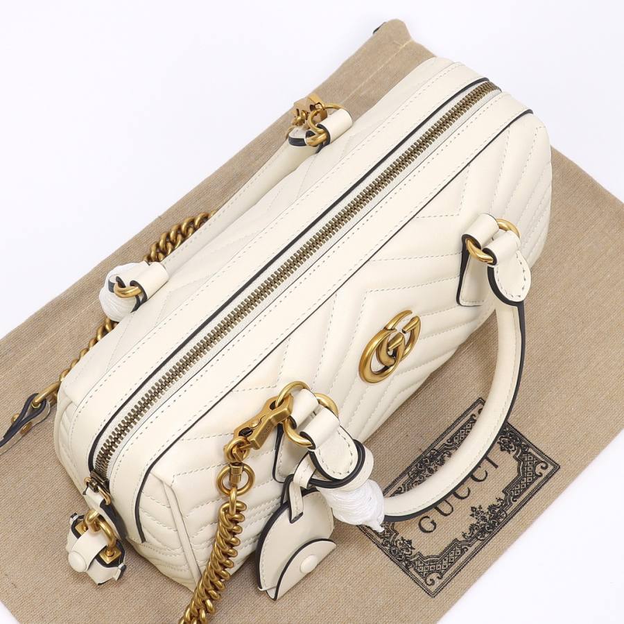 RP 2539000 Gucci 746319 White Leather 27x13.5x10 746319 AF44