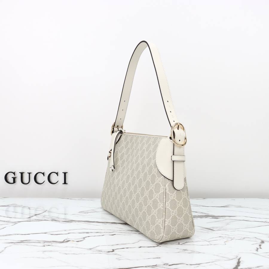 RP 2593000 Gucci 815216 31.5x21x8 815216 38EA
