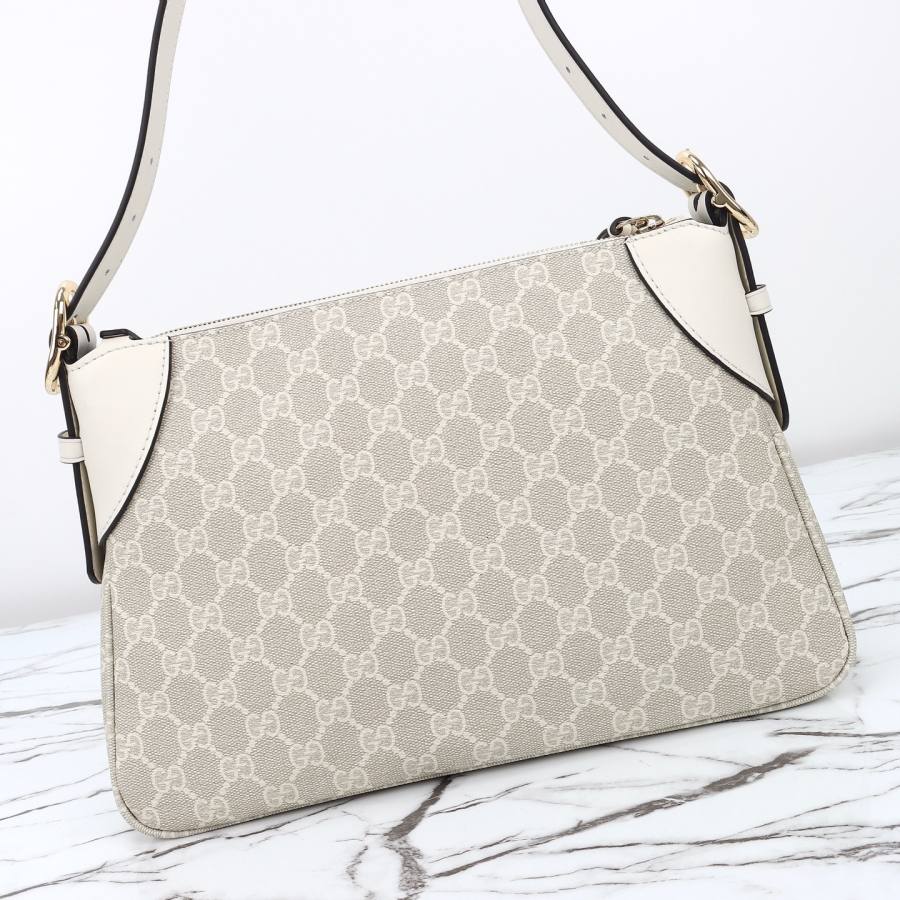 RP 2593000 Gucci 815216 31.5x21x8 815216 38EA