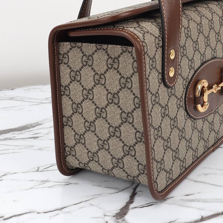 RP 2647000 Gucci 627323 27.5x17.5x11 627323 9E07