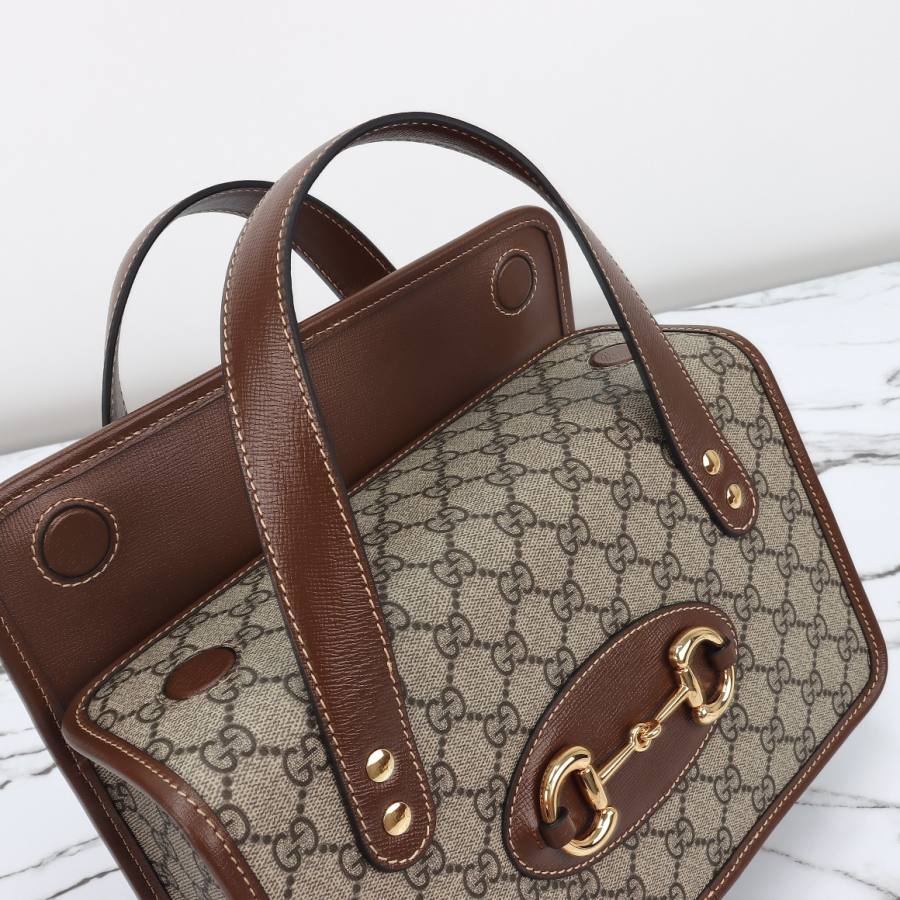RP 2647000 Gucci 627323 27.5x17.5x11 627323 9E07