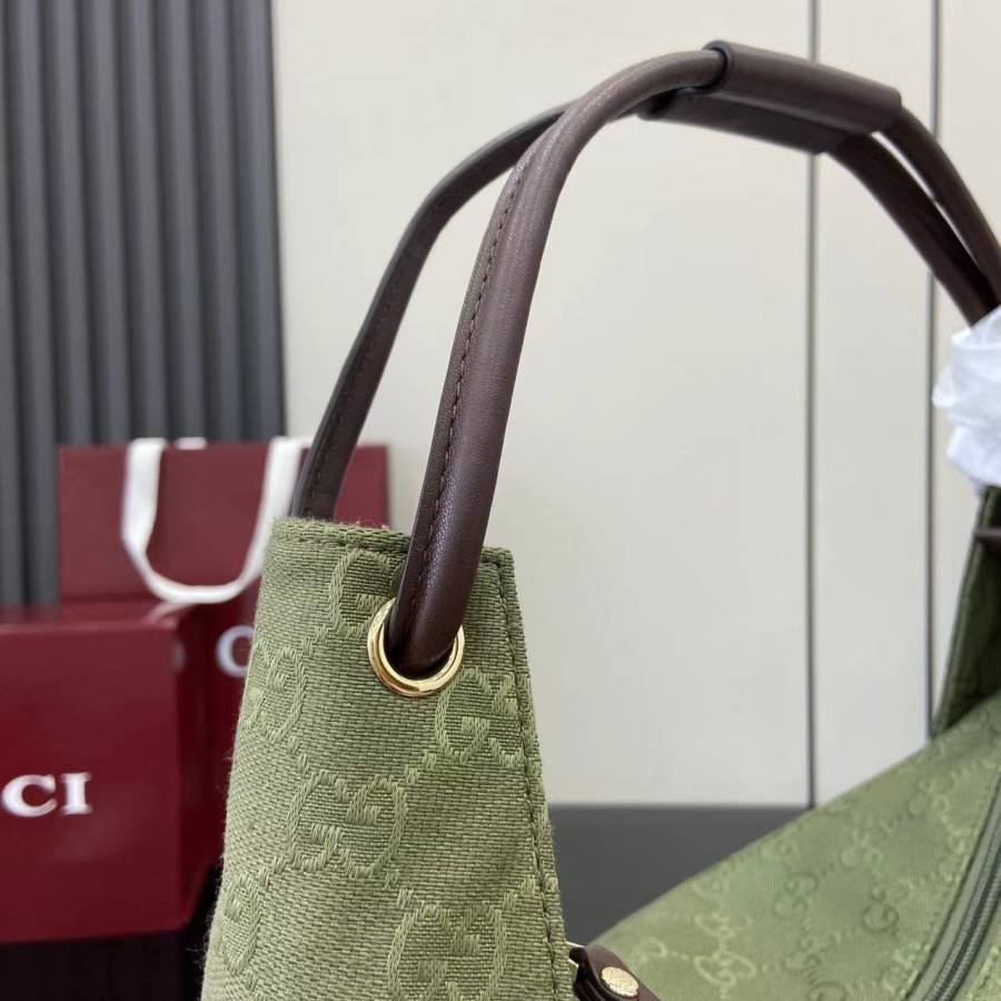 RP 2674000 Gucci 101333 Forest Green 36x36x10 101333 6082