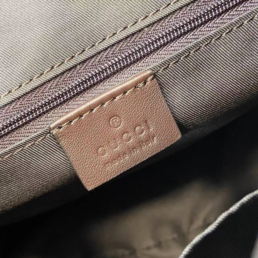 RP 2674000 Gucci 101333 Forest Green 36x36x10 101333 6082