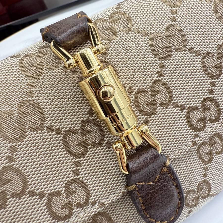 RP 2728000 Gucci Jackie 1961 76A2