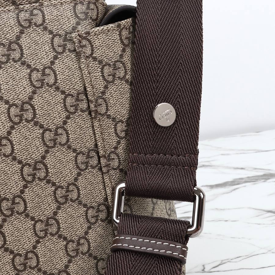 RP 2809000 Gucci 211131 Brown Coated 44x28x14 211131 9CB6