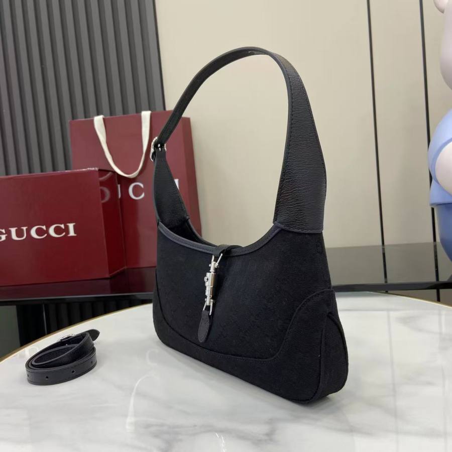 RP 2809000 Gucci Jackie Slim 8D65