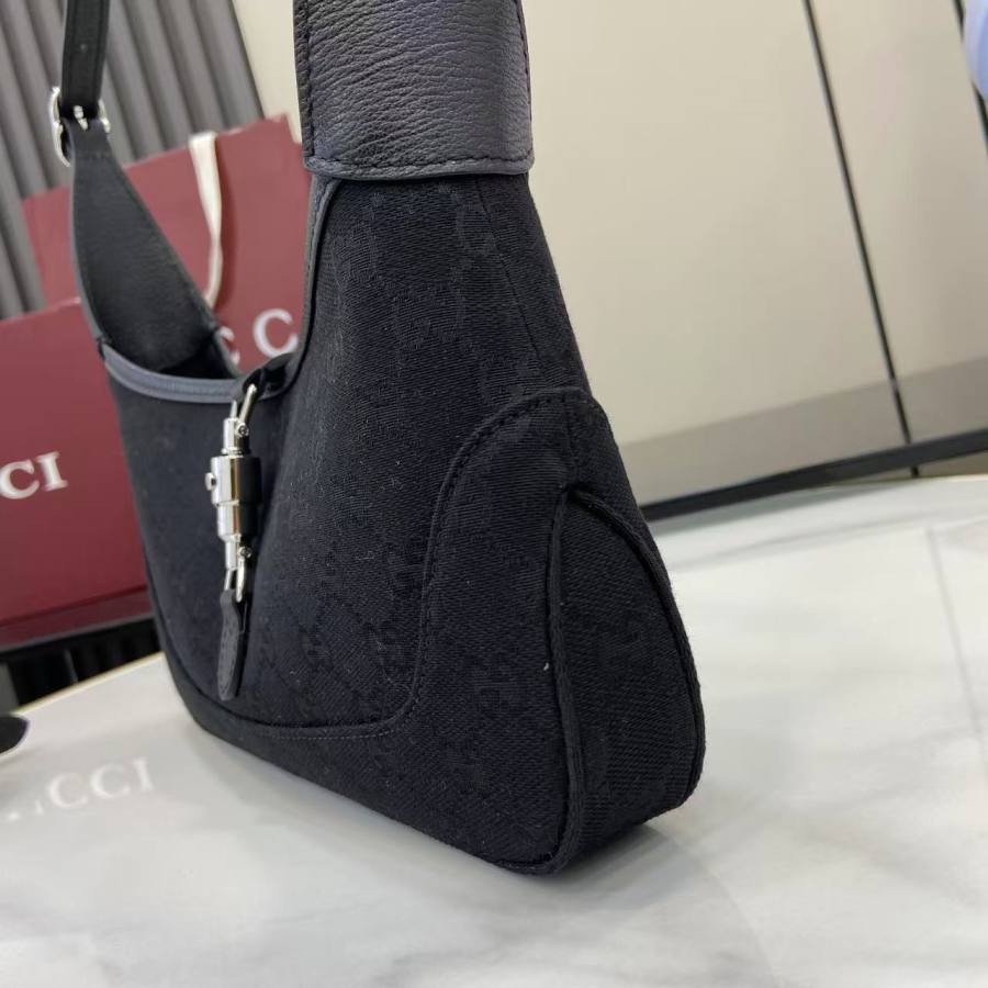 RP 2809000 Gucci Jackie Slim 8D65