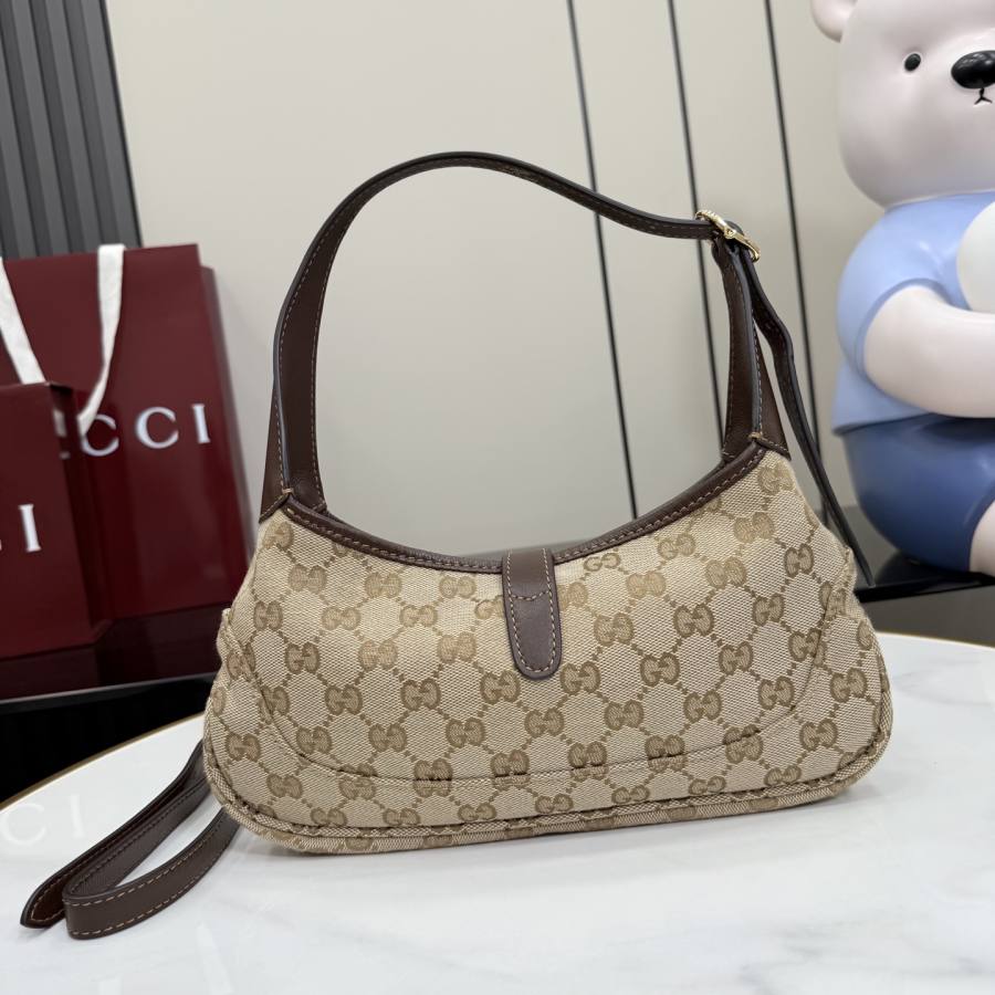 RP 2809000 Gucci Jackie Slim 9609