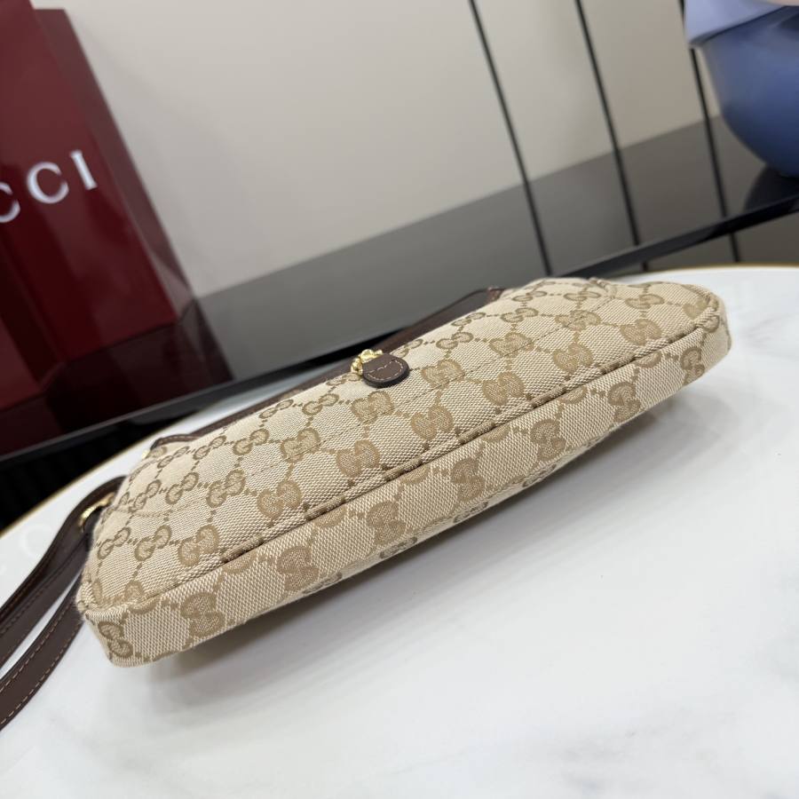 RP 2809000 Gucci Jackie Slim 9609