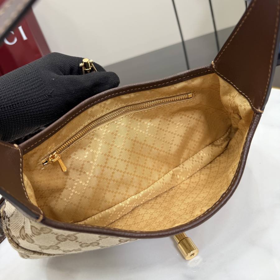 RP 2809000 Gucci Jackie Slim 9609