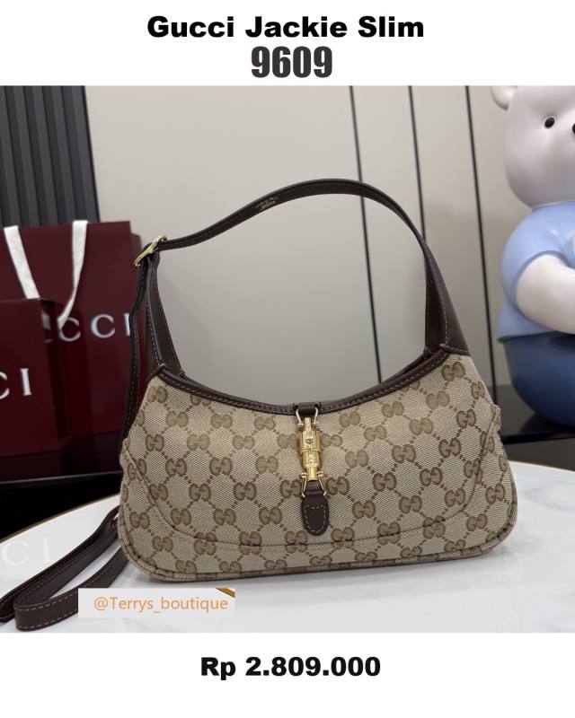 RP 2809000 Gucci Jackie Slim 9609