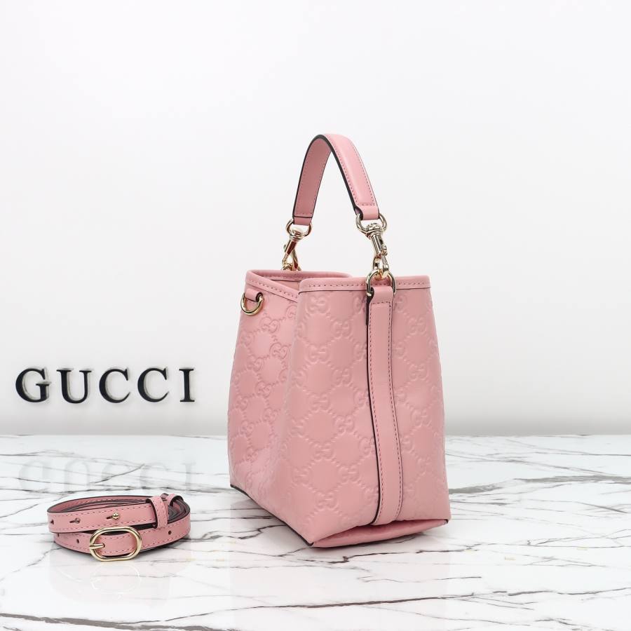 RP 2836000 Gucci GG Emblem Bucket Small 19x18x11 815118 EEC7