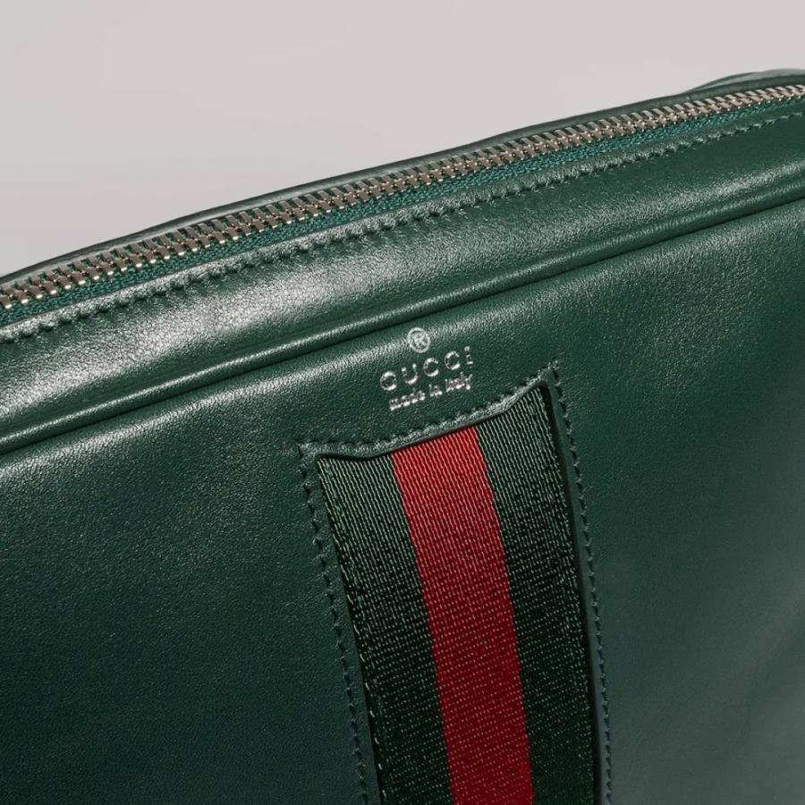 RP 2863000 Gucci 866982 Green Leather 24x15x4 866982 4EE7