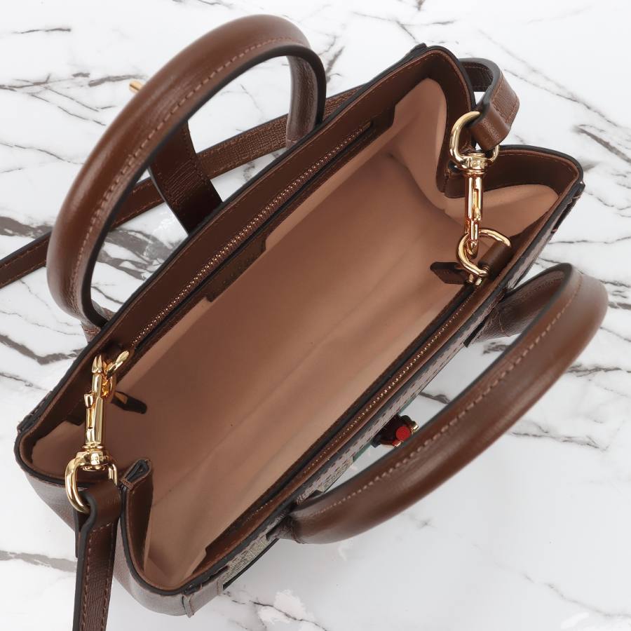 RP 2890000 Gucci 772126 24x15x11 772126 2038