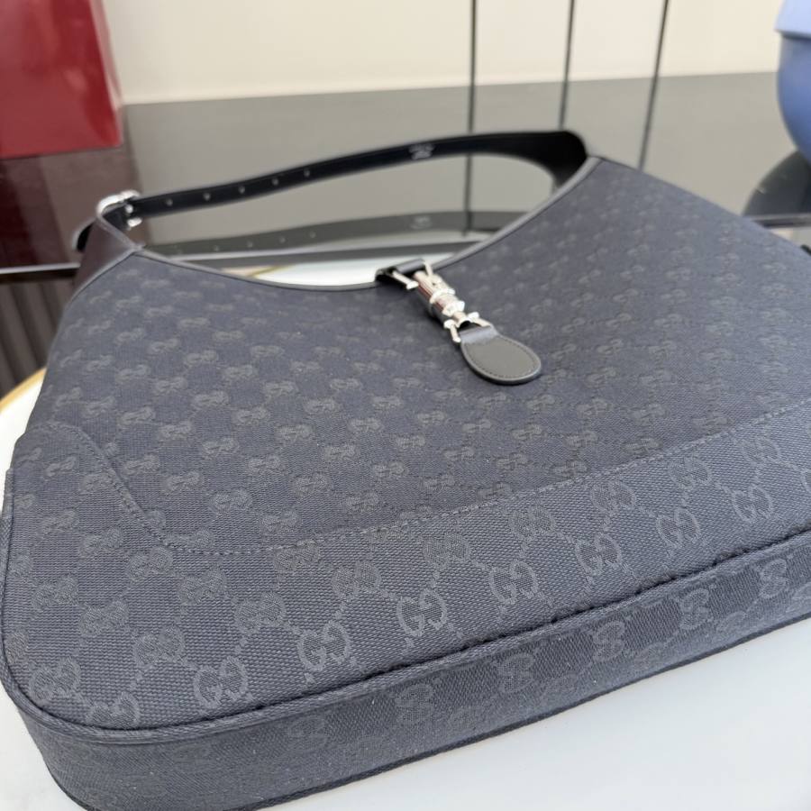 RP 2971000 Gucci Jackie 1961 C6B7