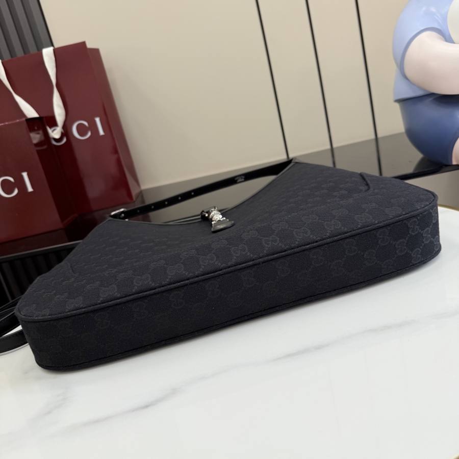 RP 2971000 Gucci Jackie 1961 C6B7