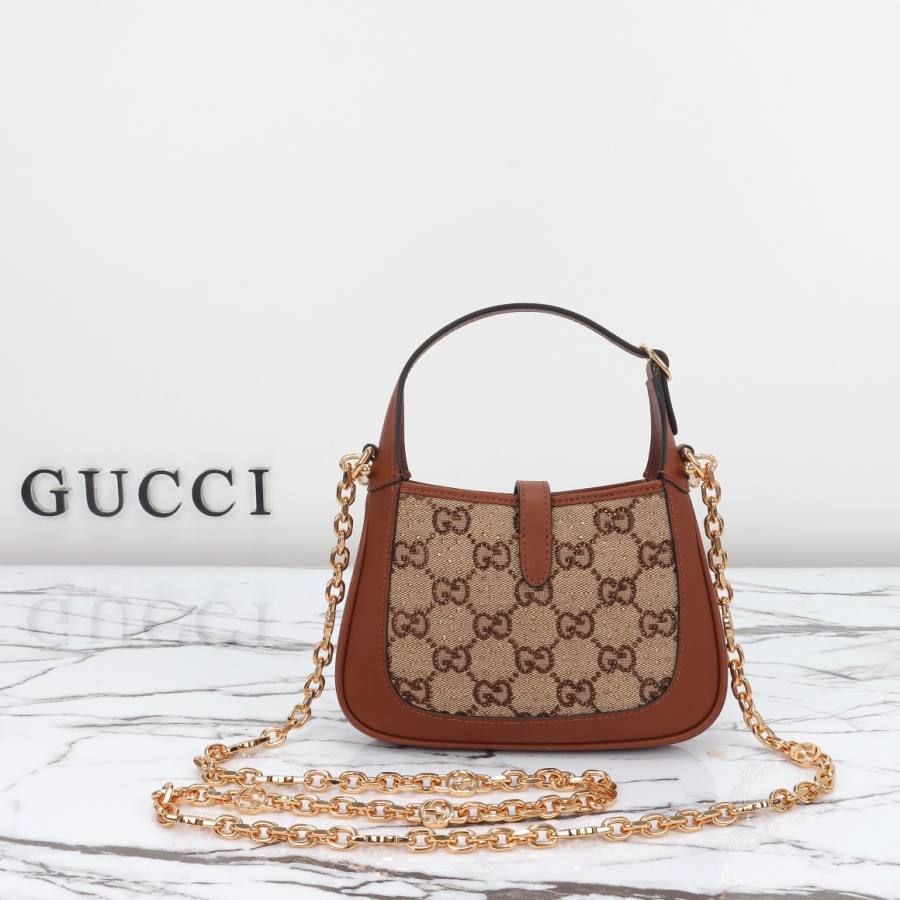 RP 3025000 Gucci 675799 19x13x3 675799 3909