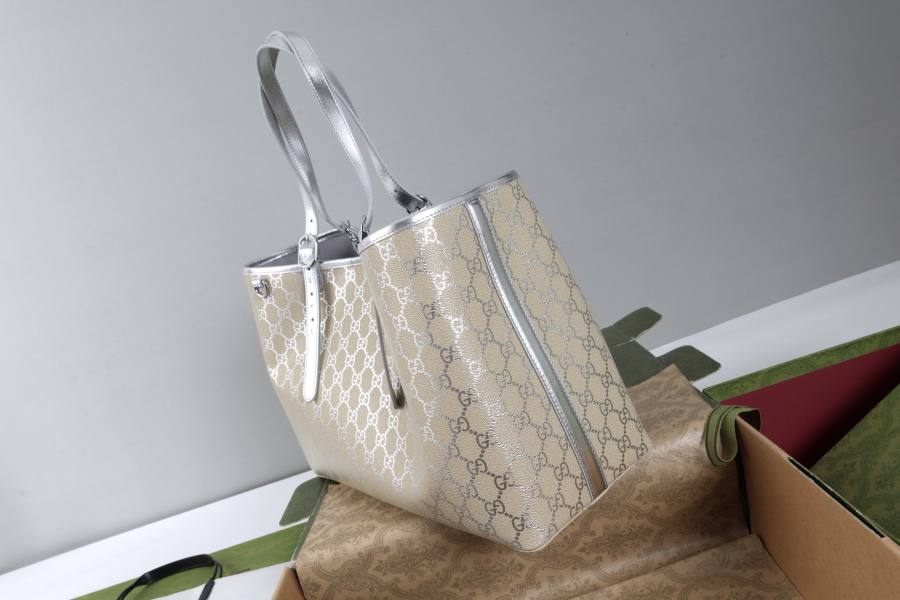 RP 3052000 Gucci Savoy GG Tote 38x25x15 815213 C5A7