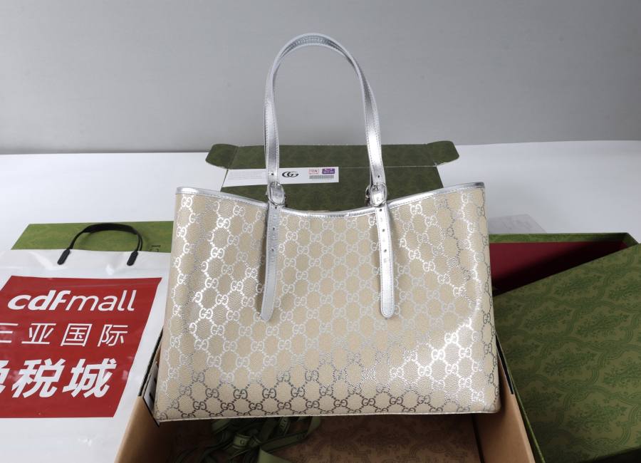 RP 3052000 Gucci Savoy GG Tote 38x25x15 815213 C5A7