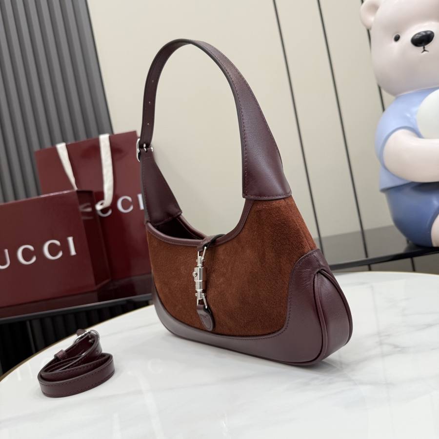 RP 3079000 Gucci Jackie Slim Medium 27x13x3.5 863137 E2E1