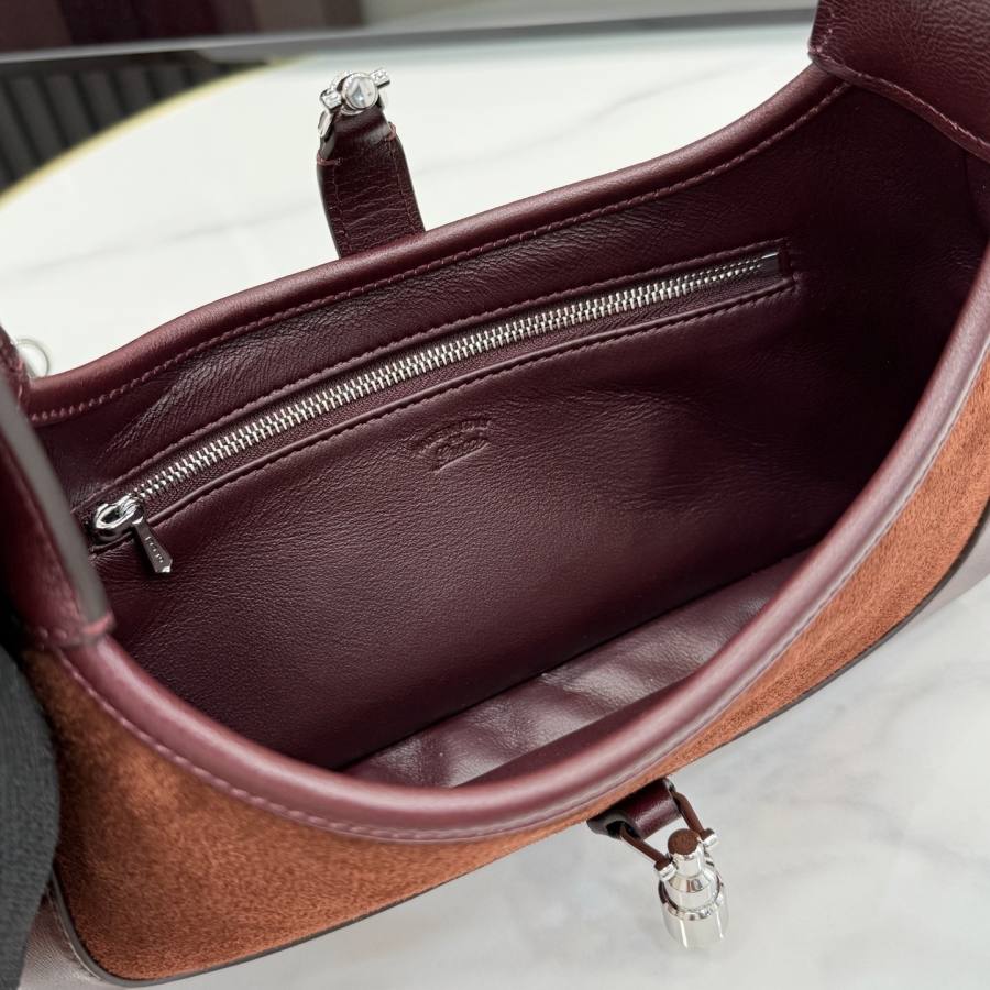 RP 3079000 Gucci Jackie Slim Medium 27x13x3.5 863137 E2E1