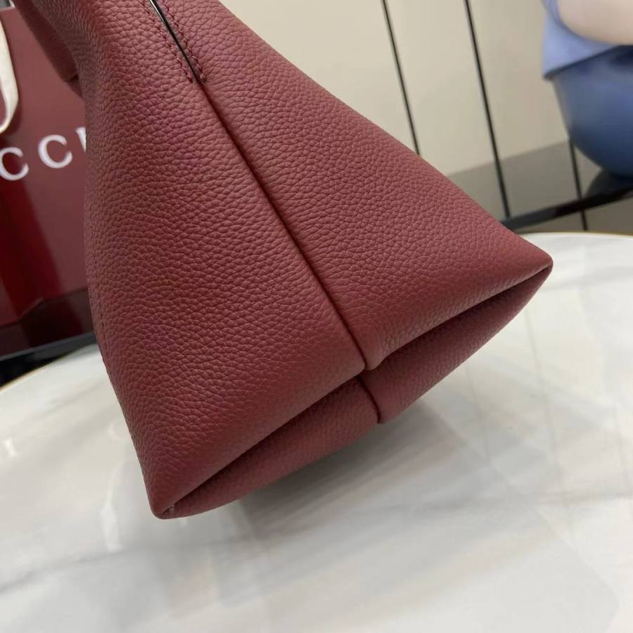 RP 3133000 Gucci Softbit Shoulder Ancora Red 6D04
