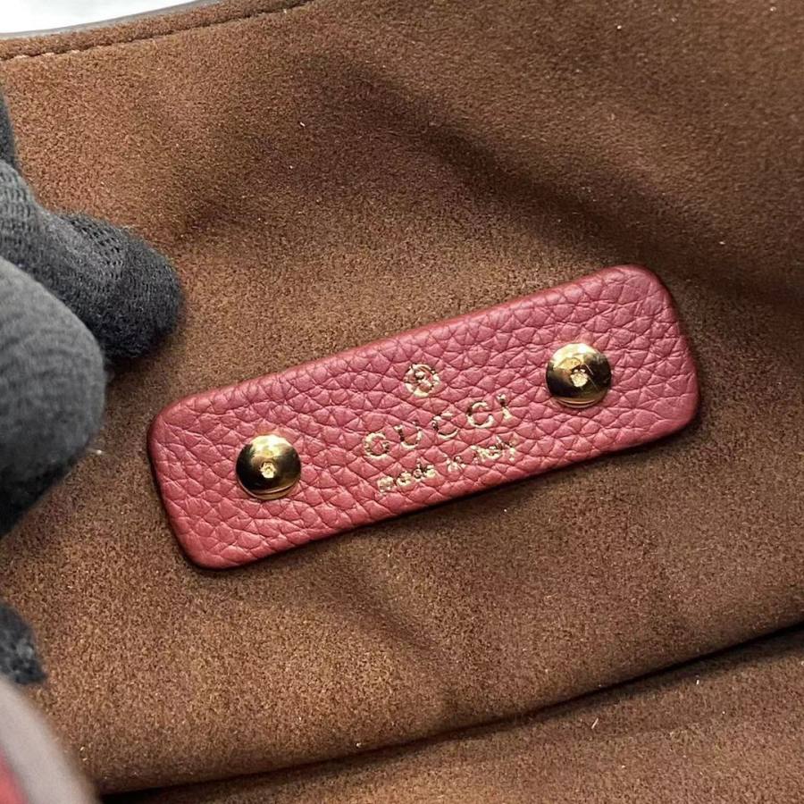 RP 3133000 Gucci Softbit Shoulder Ancora Red 6D04