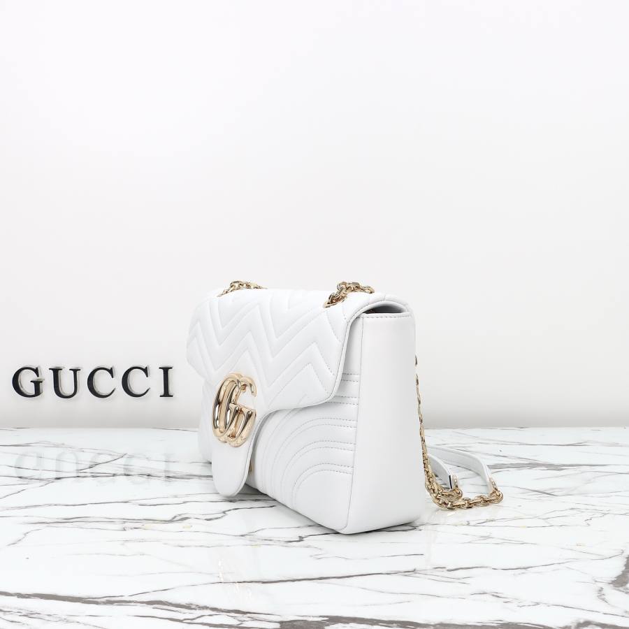 RP 3187000 Gucci 838985 White Leather 30.5x18x8 838985 C551