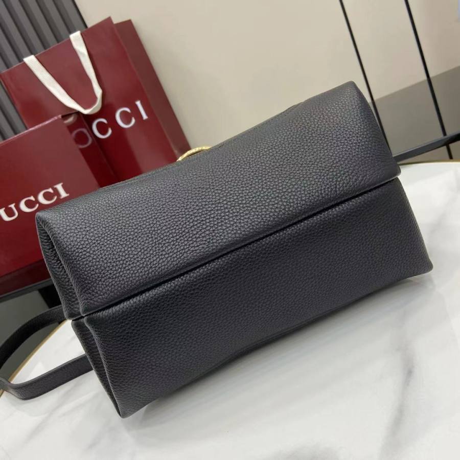 RP 3187000 Gucci Softbit Shoulder Brown D2AC