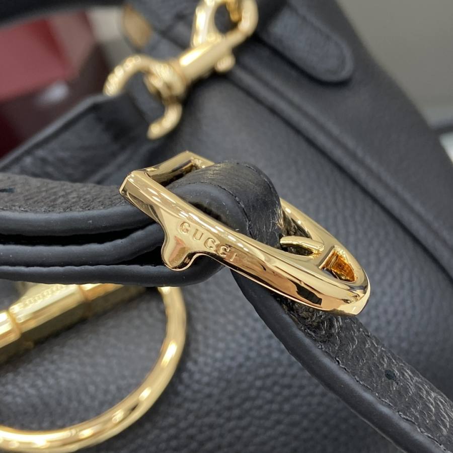 RP 3187000 Gucci Softbit Shoulder Brown D2AC