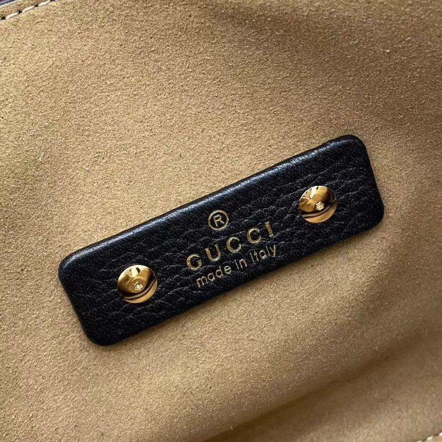 RP 3187000 Gucci Softbit Shoulder Brown D2AC
