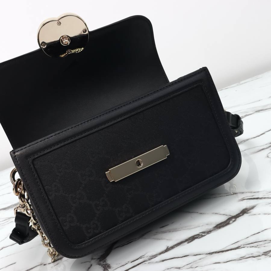 RP 3295000 Gucci Ophidia Mini GG Canvas 21.5x14x9 826761 01AF