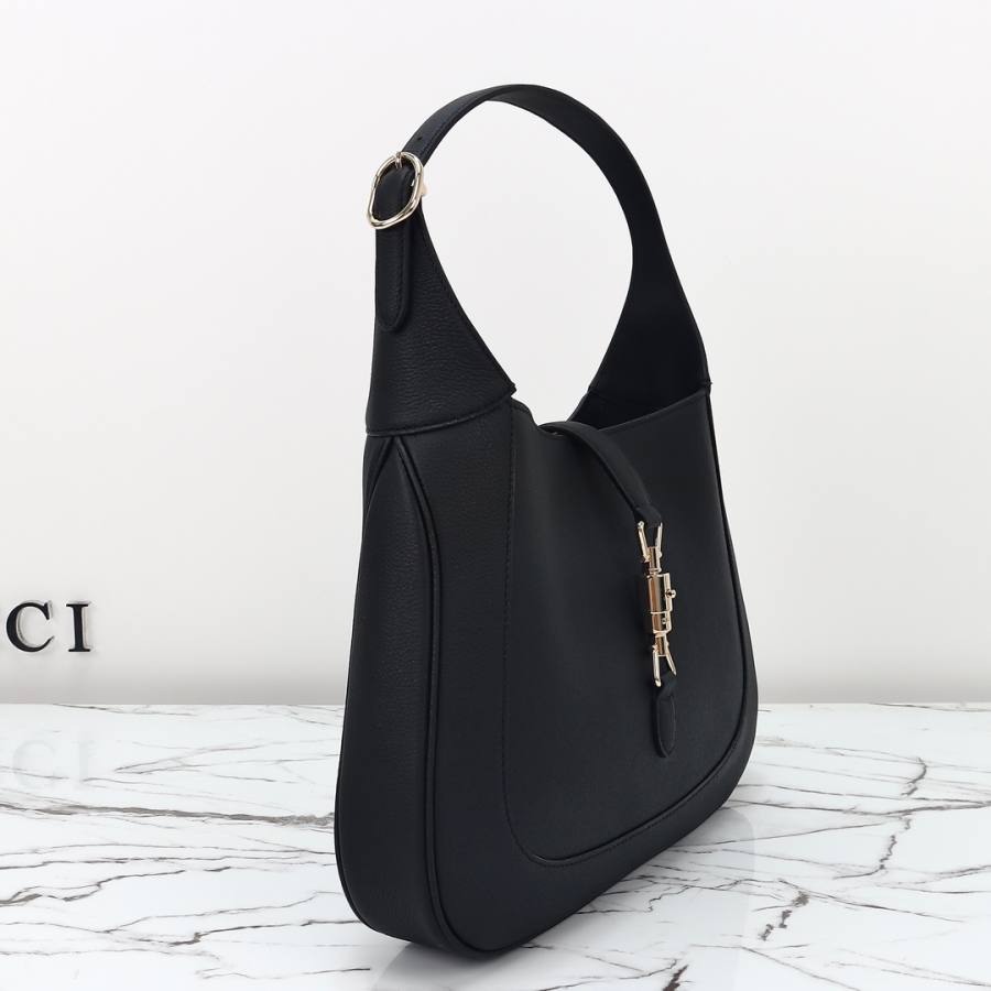 RP 3484000 Gucci 810229 GG Leather 35x32x5.5 810229 CB54