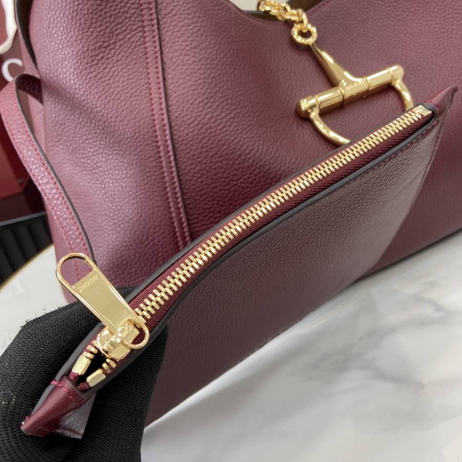 RP 3700000 Gucci Softbit Shoulder 071E