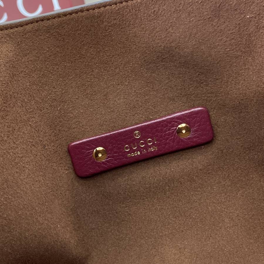 RP 3700000 Gucci Softbit Shoulder 071E