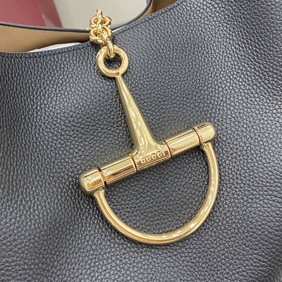 RP 3700000 Gucci Softbit Shoulder C999
