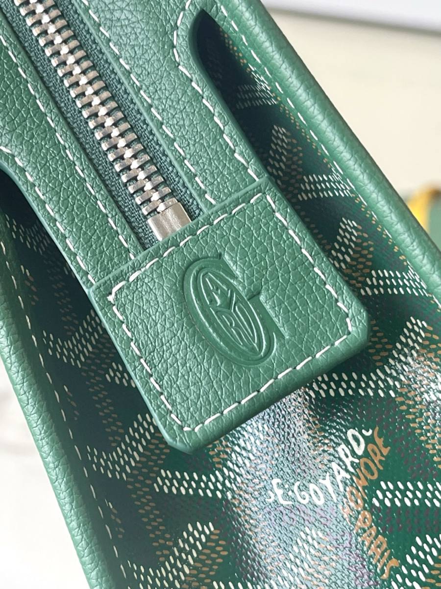 RP 2593000 Goyard Jouvence GM GM 24x16x16 C153