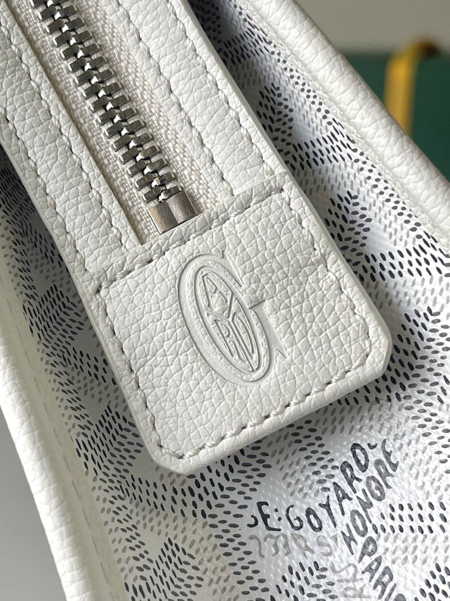 RP 2593000 Goyard Jouvence GM GM 24x16x16 E524